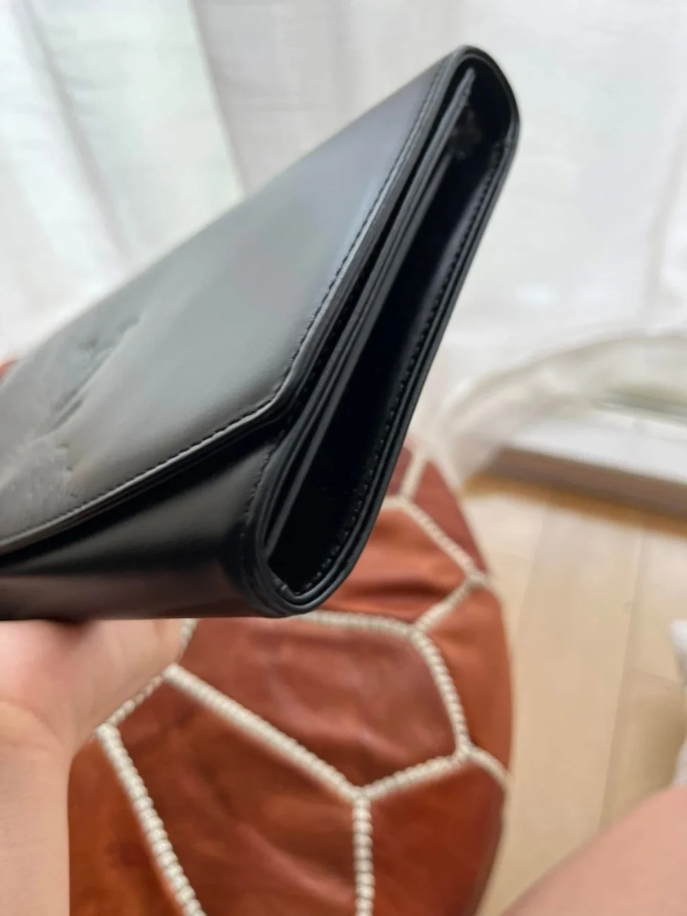 Louis Vuitton Opera Egee Pochette - Picture 5 of 12